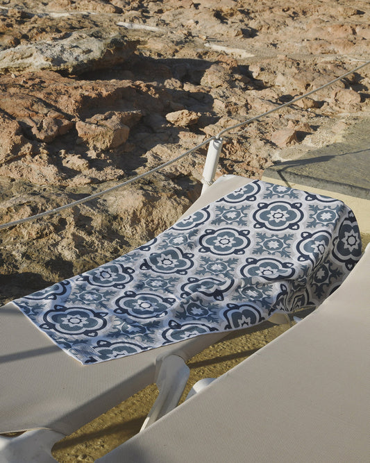 Ċelesti Beach Towel